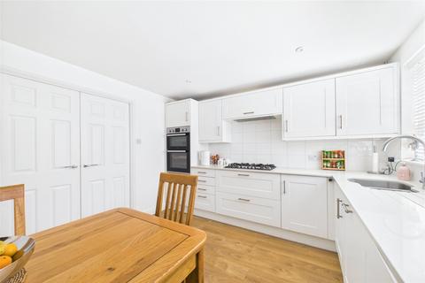 21 Coney Grange, Warfield, Bracknell, RG42 2PN
