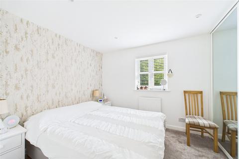 21 Coney Grange, Warfield, Bracknell, RG42 2PN