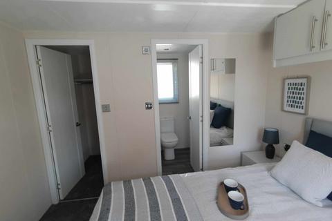 2 bedroom lodge for sale, Newcastle Emlyn