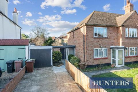 23 Avon Close, Worcester Park, KT4 7AQ