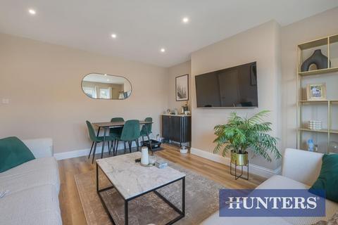 23 Avon Close, Worcester Park, KT4 7AQ