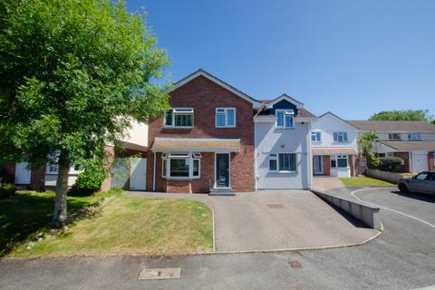 5 bedroom detached house for sale, Mayfield Close, Bodmin, PL31 2HD