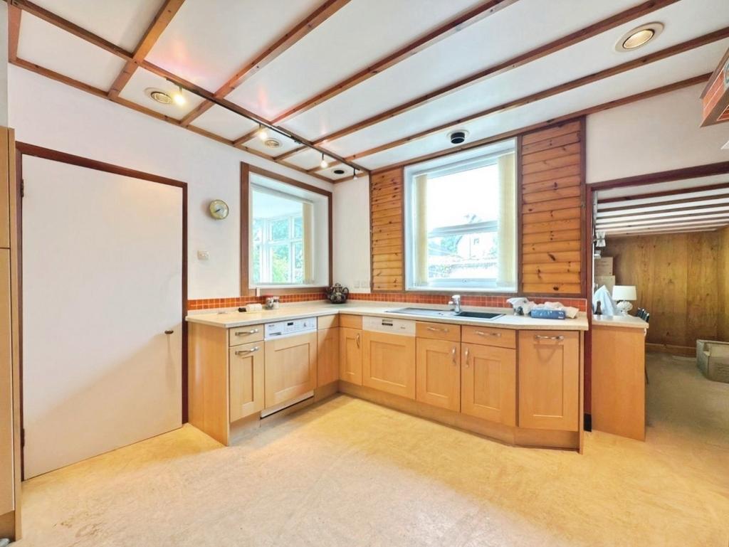Pbox-kitchen-331098.jpeg