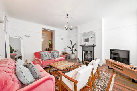 2 bedroom apartment to rent, Victoria Square, Bristol, Somerset, BS8