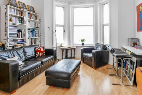 1 bedroom apartment for sale, Fitzalan Road, Littlehampton BN17