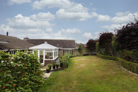 3 bedroom detached bungalow for sale, Gleneagles Way, Fixby