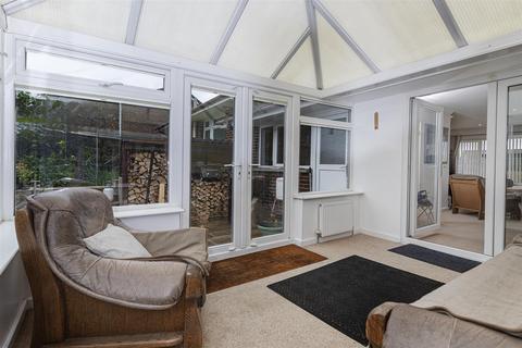 3 bedroom detached bungalow for sale, Gleneagles Way, Fixby