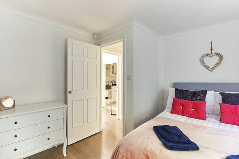 undefined, Walcot Parade, Bath BA1