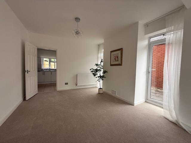 11 heol hir living room 1.jpg