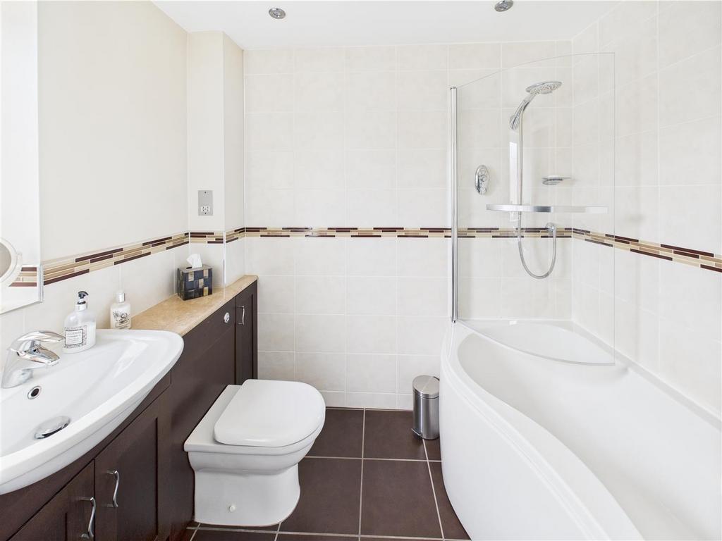 18889696 234161700.jpg