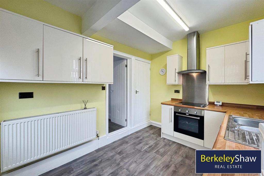 Kitchen (2)
