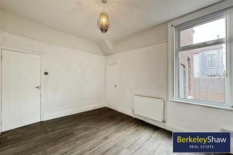 17 Glendower Road, Liverpool, L22 0NR