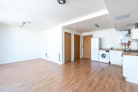 Studio for sale, Waverley House, Bristol BS1