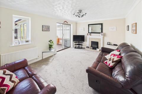 4 bedroom detached house for sale, Sorrel Close, Locks Heath, SO31 6XY