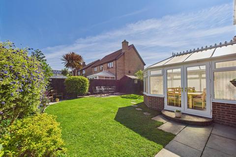 4 bedroom detached house for sale, Sorrel Close, Locks Heath, SO31 6XY