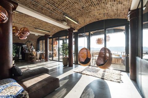 Office to rent, 70 Wapping Wall London E1W 3SS