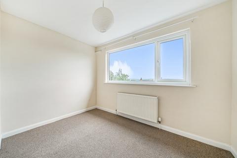 2a Blythe Close, London, SE6 4UW