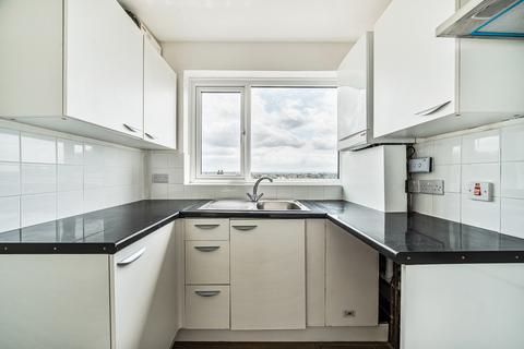 2a Blythe Close, London, SE6 4UW