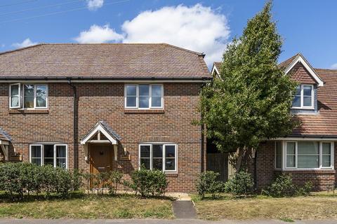 undefined, Portsmouth Road, Bursledon, Southampton, Hampshire. SO31 8EW