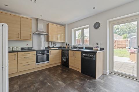 undefined, Portsmouth Road, Bursledon, Southampton, Hampshire. SO31 8EW