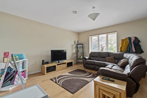 undefined, Portsmouth Road, Bursledon, Southampton, Hampshire. SO31 8EW