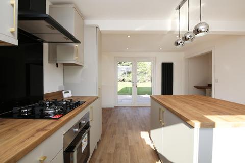 44 Lightfoot Road, Uttoxeter, ST14 7HB