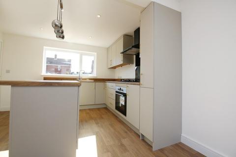 44 Lightfoot Road, Uttoxeter, ST14 7HB