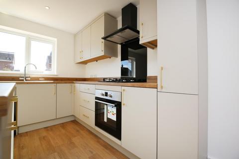 44 Lightfoot Road, Uttoxeter, ST14 7HB