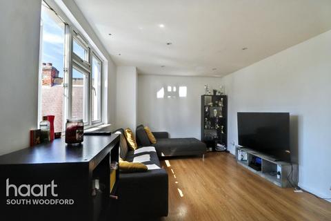 1 bedroom flat for sale, Chigwell Road, South Woodford