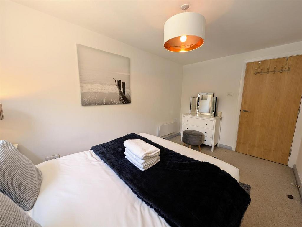 Bedroom 2jpg