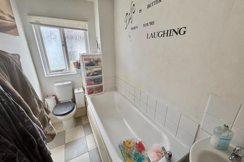 27 Winnington Close, Northampton, NN3 5JN