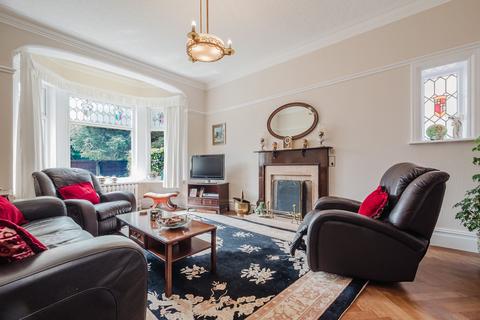 4 bedroom detached house for sale, Urmston Lane, Stretford, M32