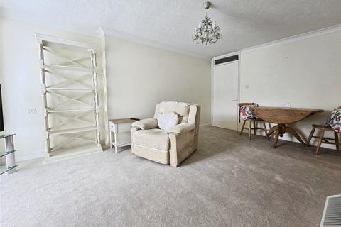 1 bedroom apartment for sale, St. Christophers Gardens, Berkshire SL5