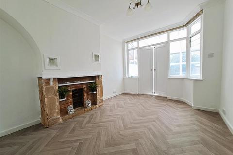 100 Cockshut Hill, Birmingham, B26 2HU