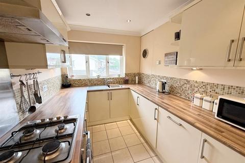 3 Dugdale Crescent, Sutton Coldfield, B75 5EU