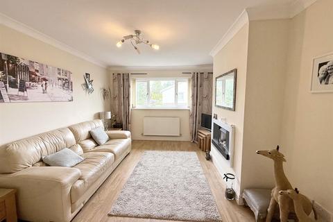 3 Dugdale Crescent, Sutton Coldfield, B75 5EU