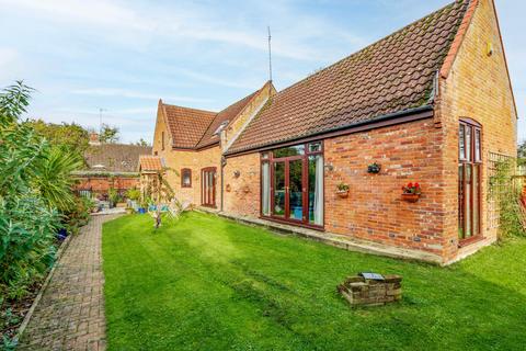 4 bedroom barn conversion for sale, Church Lane, Filby