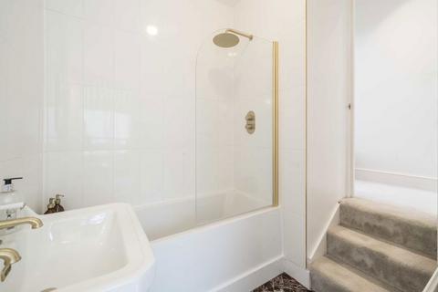 1 bedroom flat for sale, Castletown Road, London W14