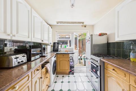 3 bedroom terraced house for sale, Pelham Road, London
