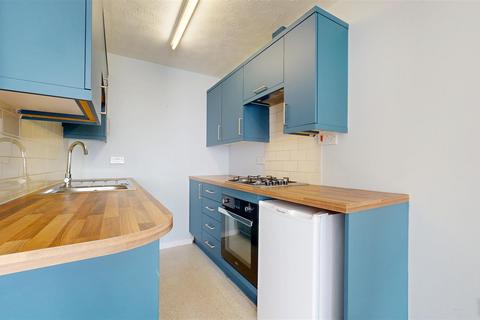 2 bedroom apartment for sale, Fortuneswell, Portland
