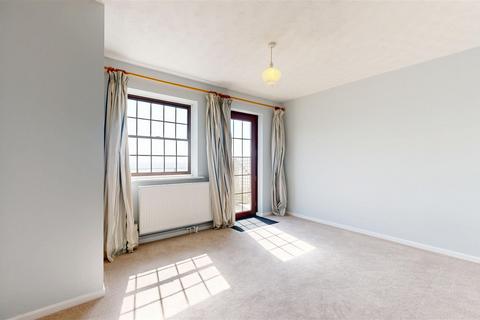 2 bedroom apartment for sale, Fortuneswell, Portland