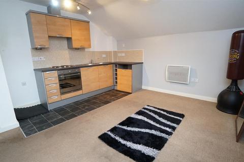 1 bedroom apartment to rent, Sovereign Court, Bradford