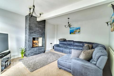 undefined, Doncaster Road, Doncaster