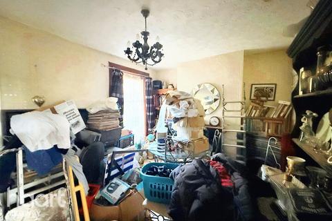 2 bedroom terraced house for sale, Luton Road, Chatham