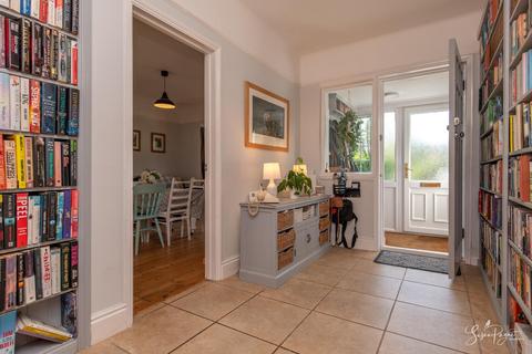 4 bedroom detached bungalow for sale, Playstreet Lane, Ryde