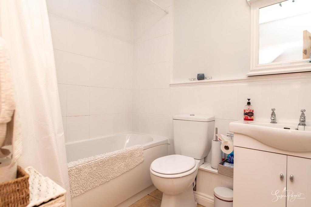 Ground Floor Bathroom