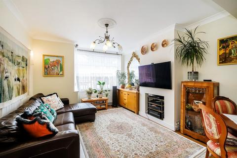 4 bedroom house for sale, Alpha Road, Chingford