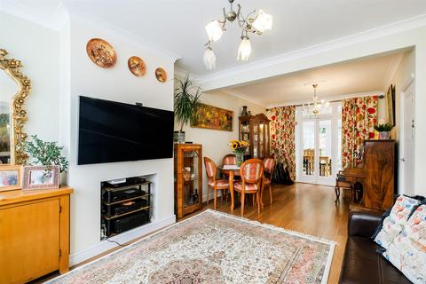 4 bedroom house for sale, Alpha Road, Chingford
