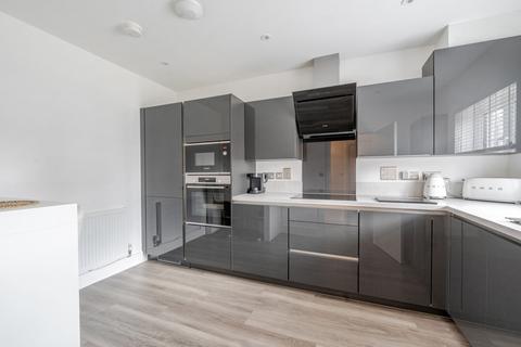 2 bedroom end of terrace house for sale, Millet Road, Wokingham RG40