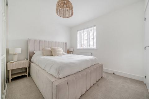 2 bedroom end of terrace house for sale, Millet Road, Wokingham RG40
